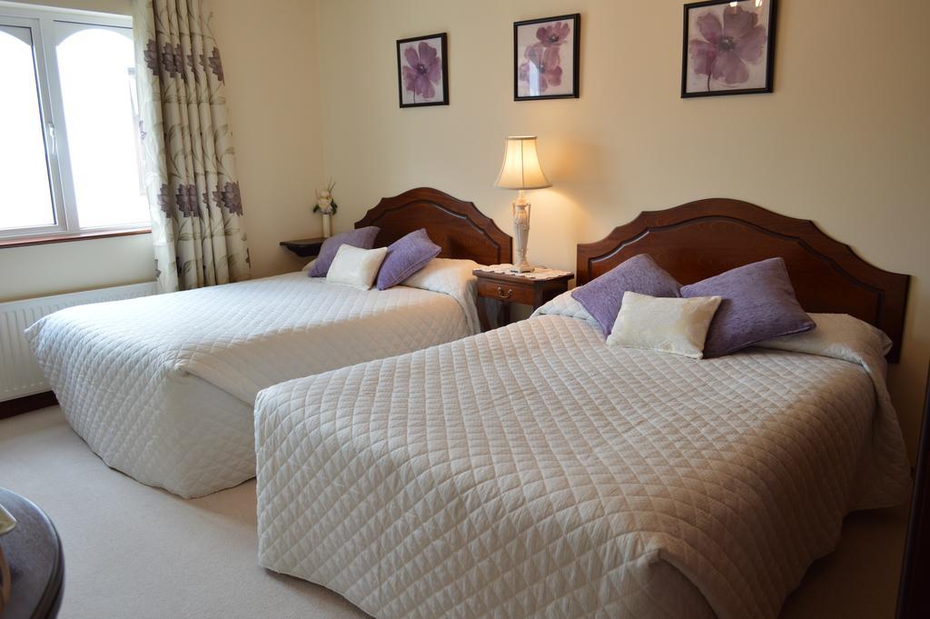 Caseys Homedale Killarney Room photo