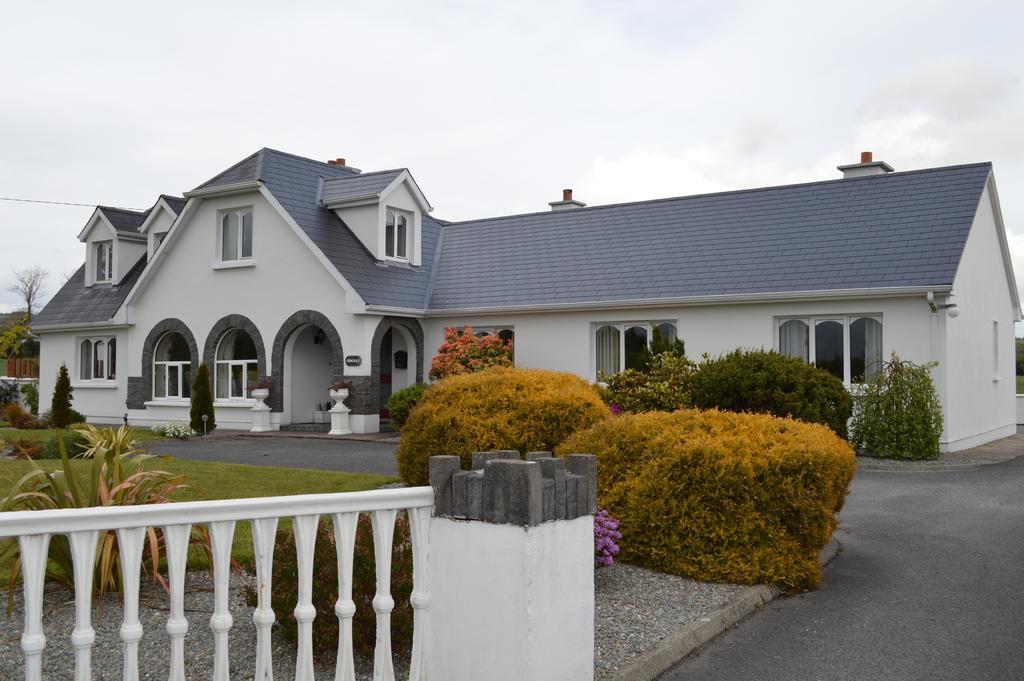Caseys Homedale Killarney Exterior photo
