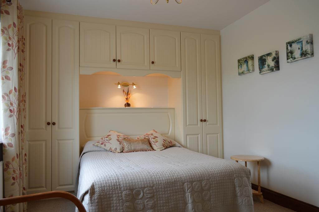 Caseys Homedale Killarney Room photo